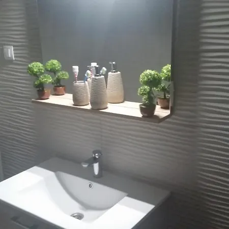 Апартаменти Luxury Presidental With A Jacuzzi And A Bar In Flatiron Скоп'є